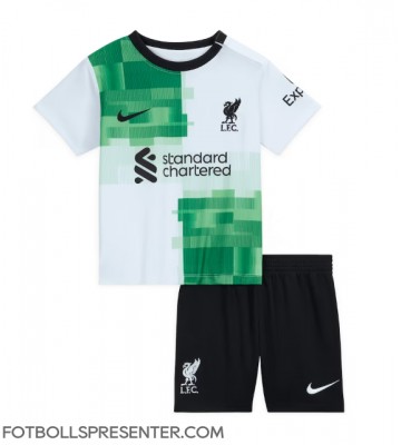 Liverpool Bortatröja Barn 2023-24 Kortärmad (+ korta byxor)